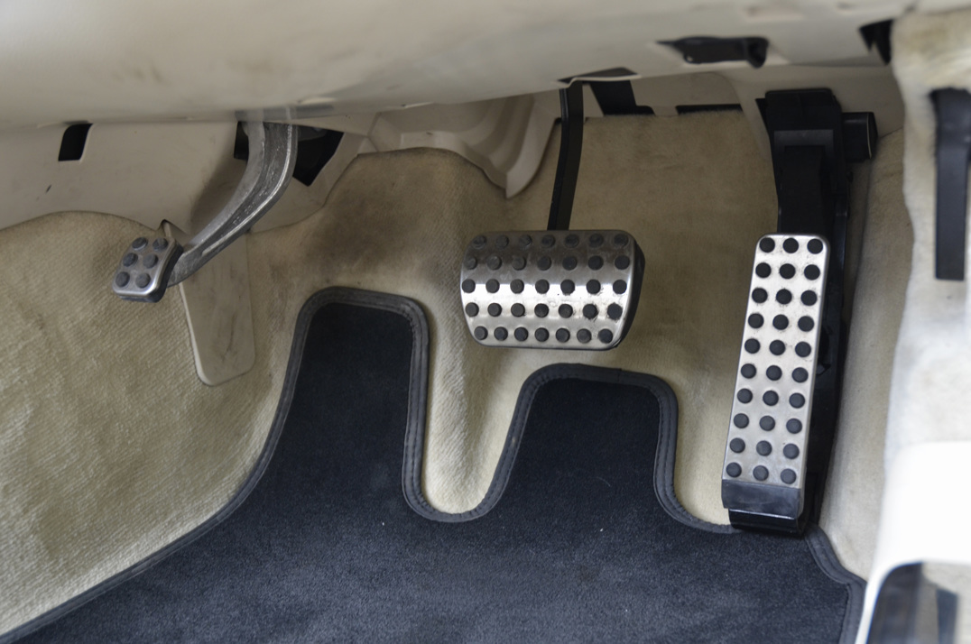 Mercedes SL 500 5.5 Auto gallery image 54