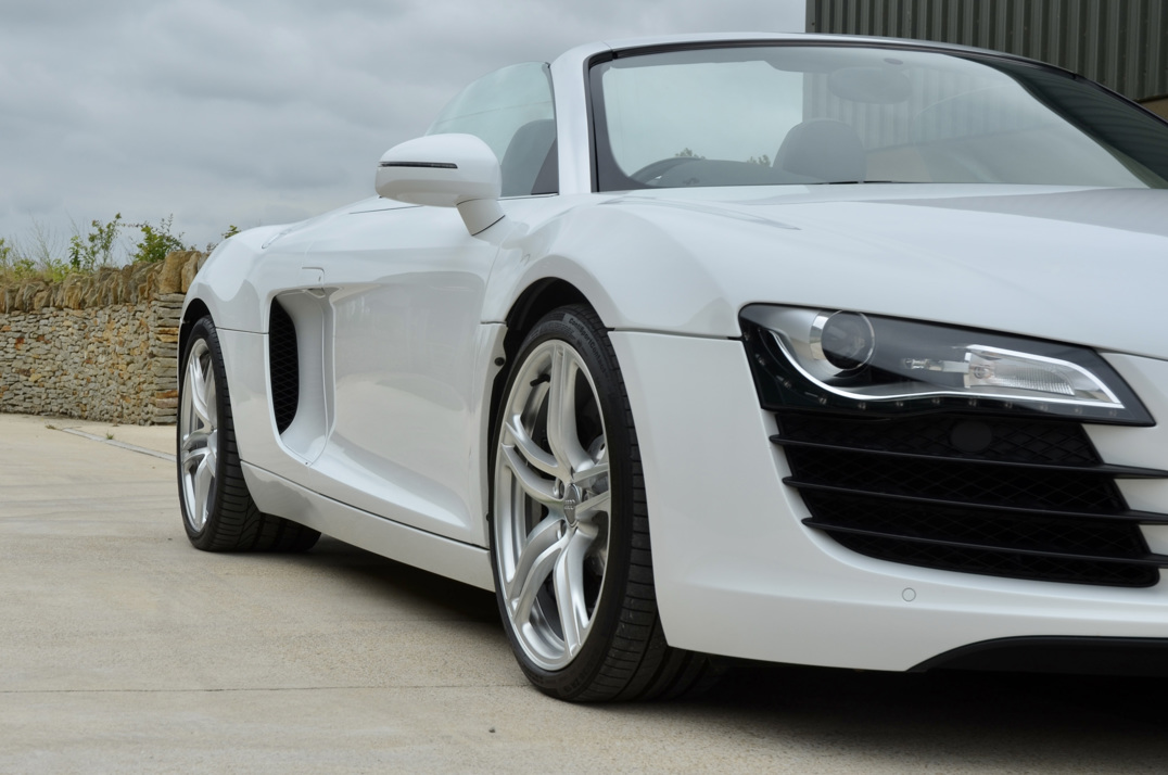 Audi R8 Spyder V8 Manul . gallery image 19