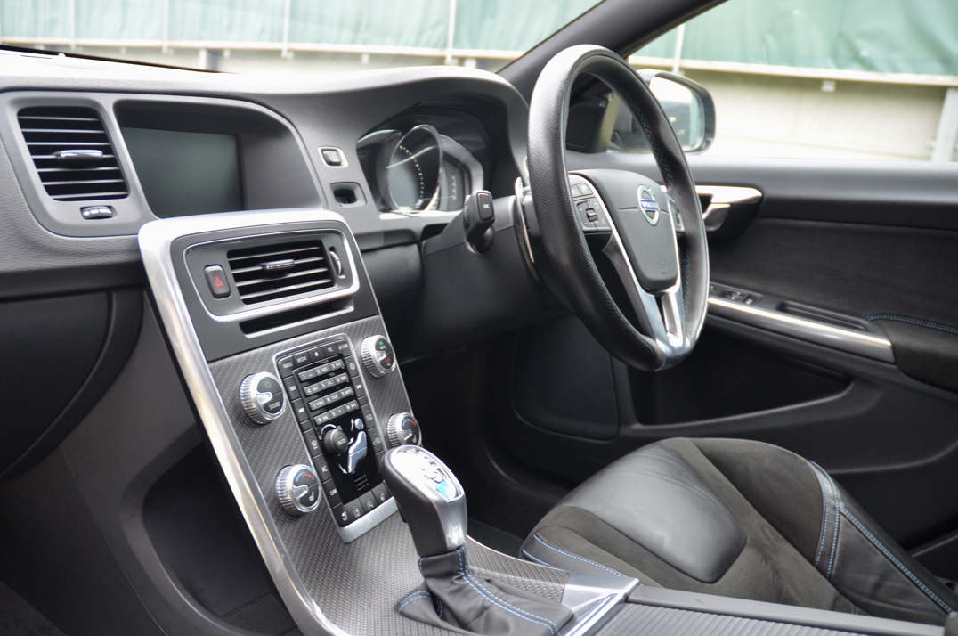 Volvo V60 Polestar T6 AWD Auto Estate gallery image 31