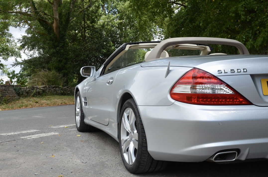 Mercedes SL 500 5.5 Auto gallery image 14