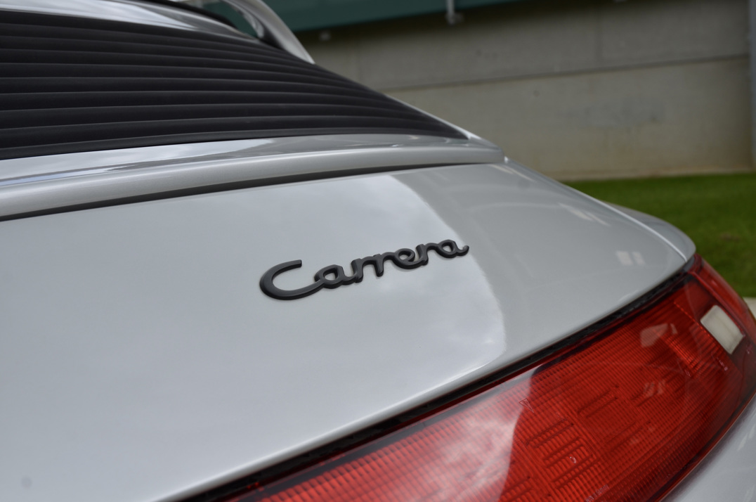 Porsche 993 Carrera  Cabriolet gallery image 33
