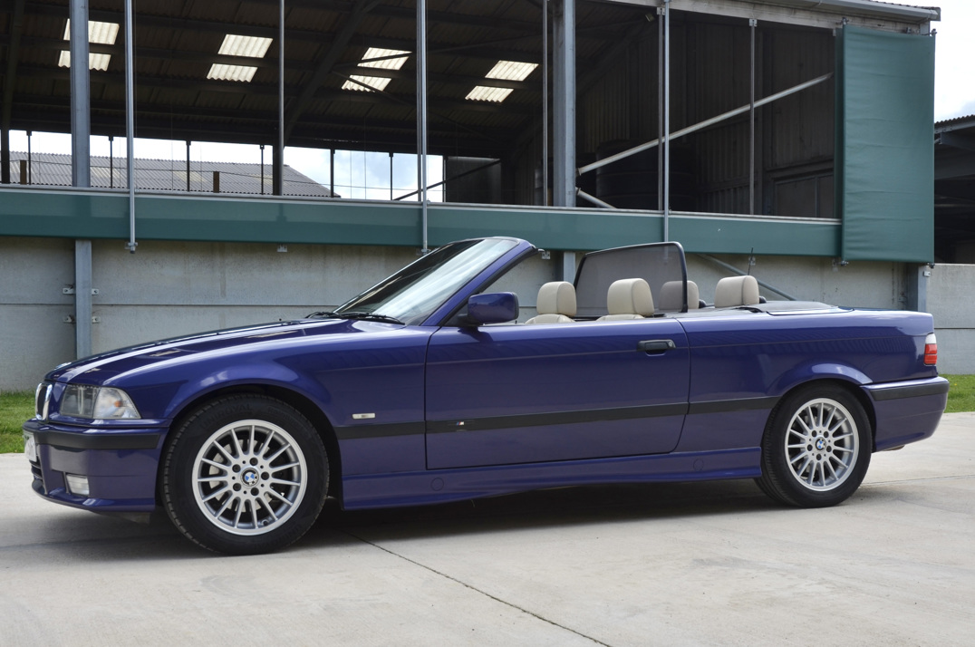 BMW 328I SE Auto Convertible gallery image 1