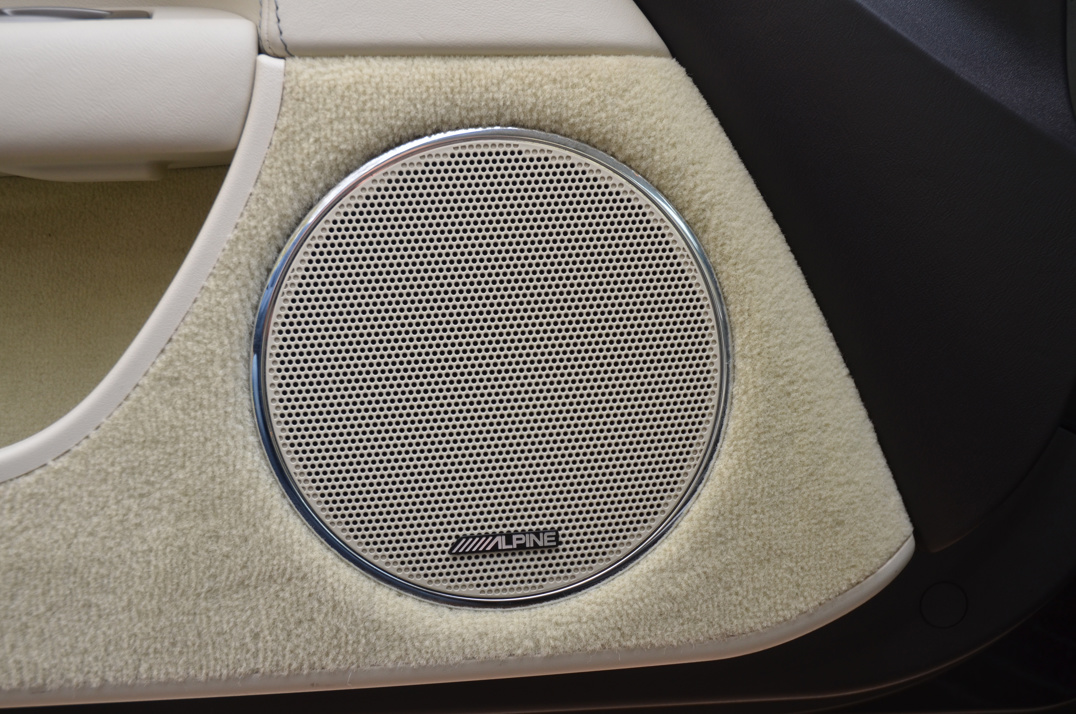 Jaguar XKR 4.2 Sports Coupe gallery image 45