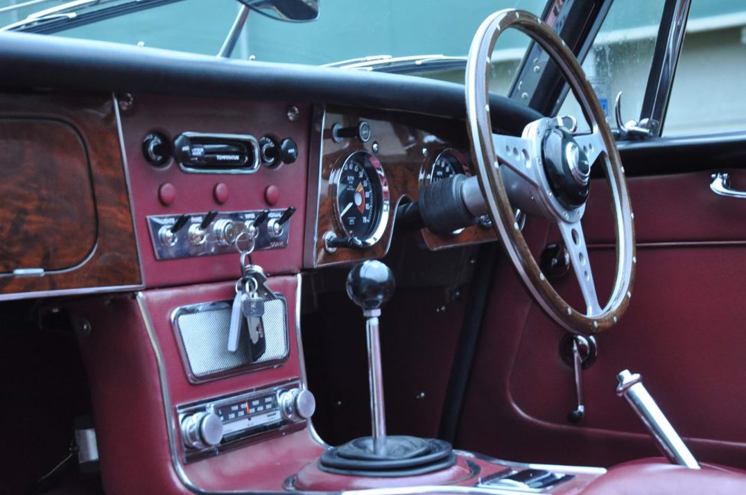 Austin Healey 3000 MIII BJ8 Convertible gallery image 29