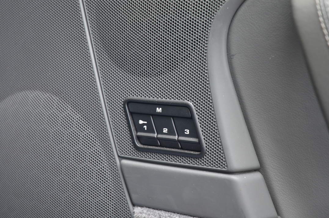 Porsche 911 Turbo Tip-Tronic Gen I gallery image 40