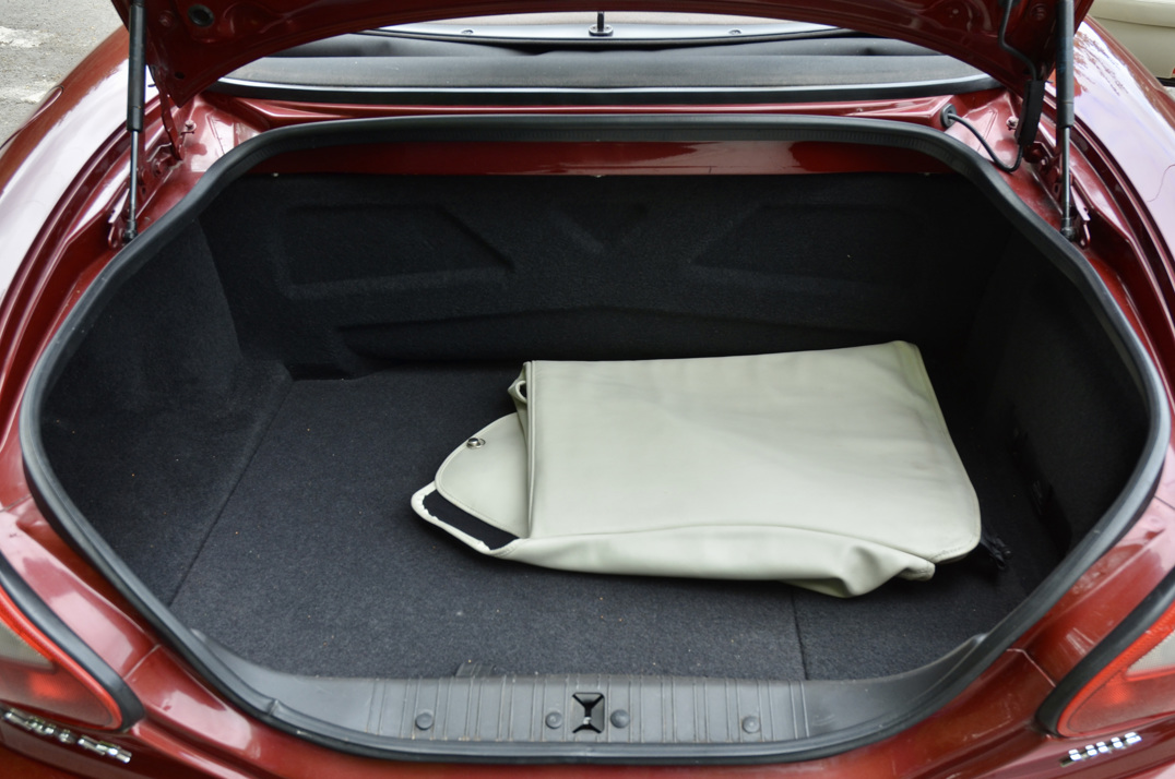 Jaguar XK8 Cabriolet. Just 30,000 Miles. Superb gallery image 50
