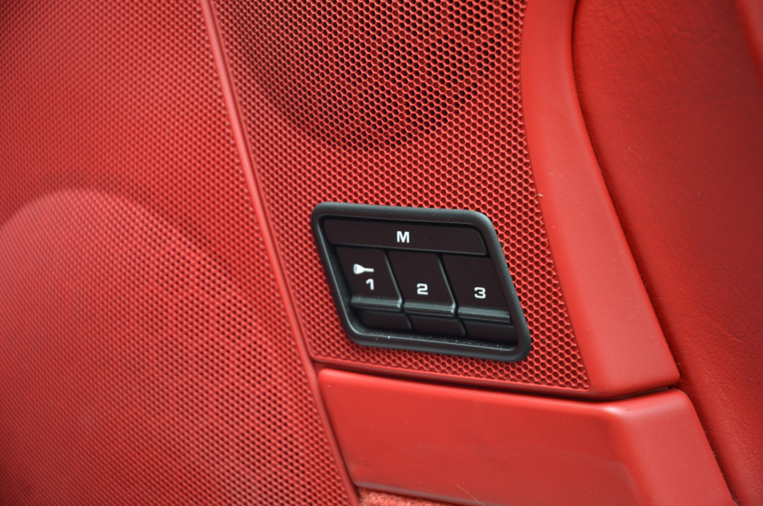 Porsche 911 Turbo Cabriolet Tip-Tronic gallery image 49
