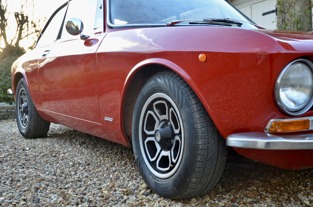 Alfa Romeo 1750 GTV gallery image 10