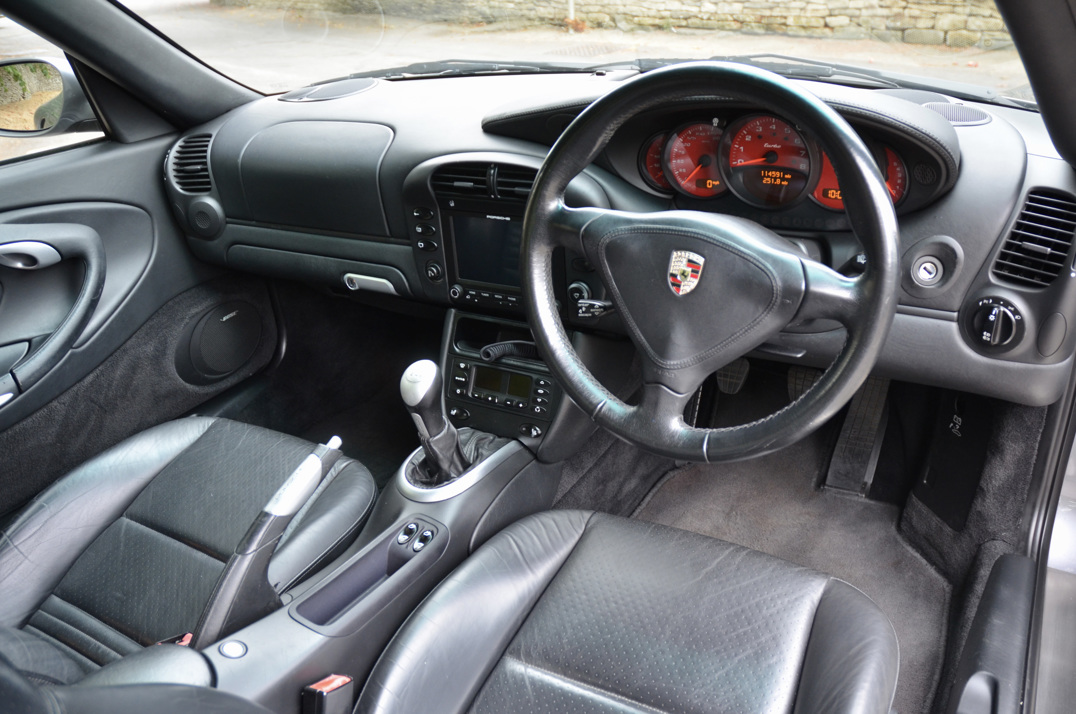 Porsche 911 (996) Turbo manual gallery image 33