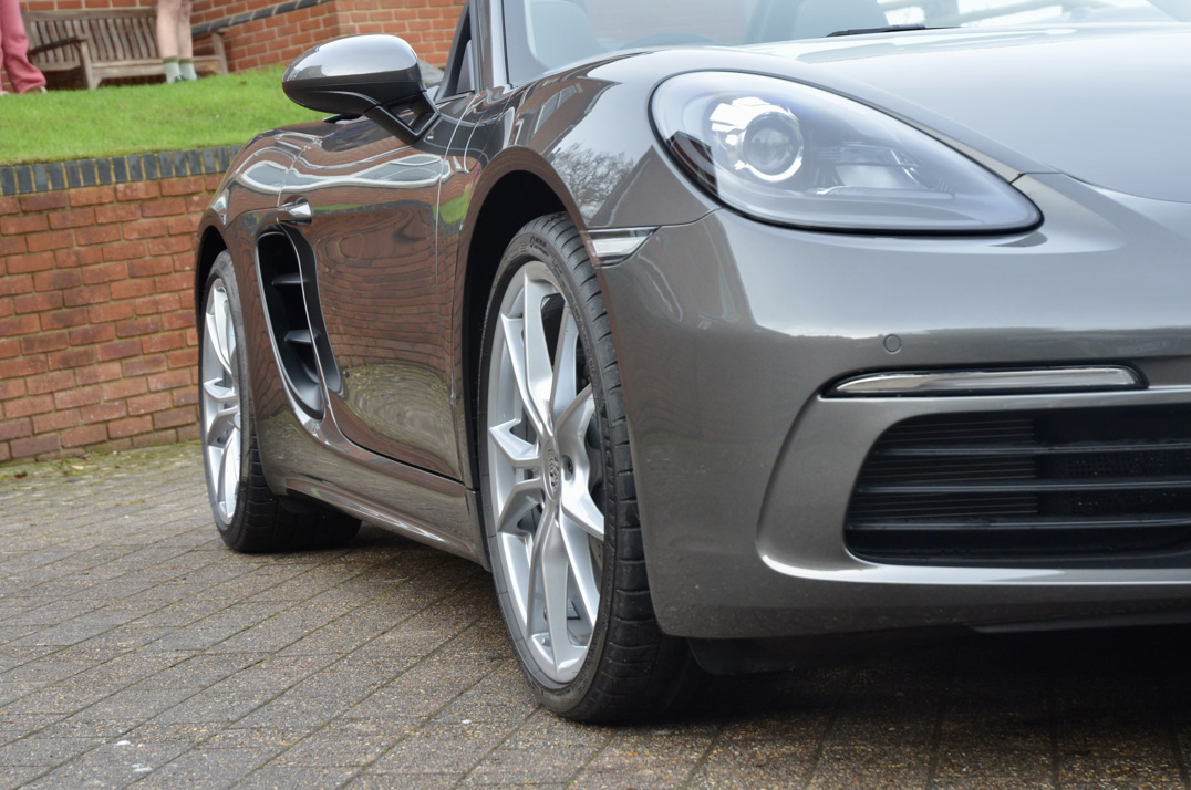 Porsche Boxster 718 PDK gallery image 16