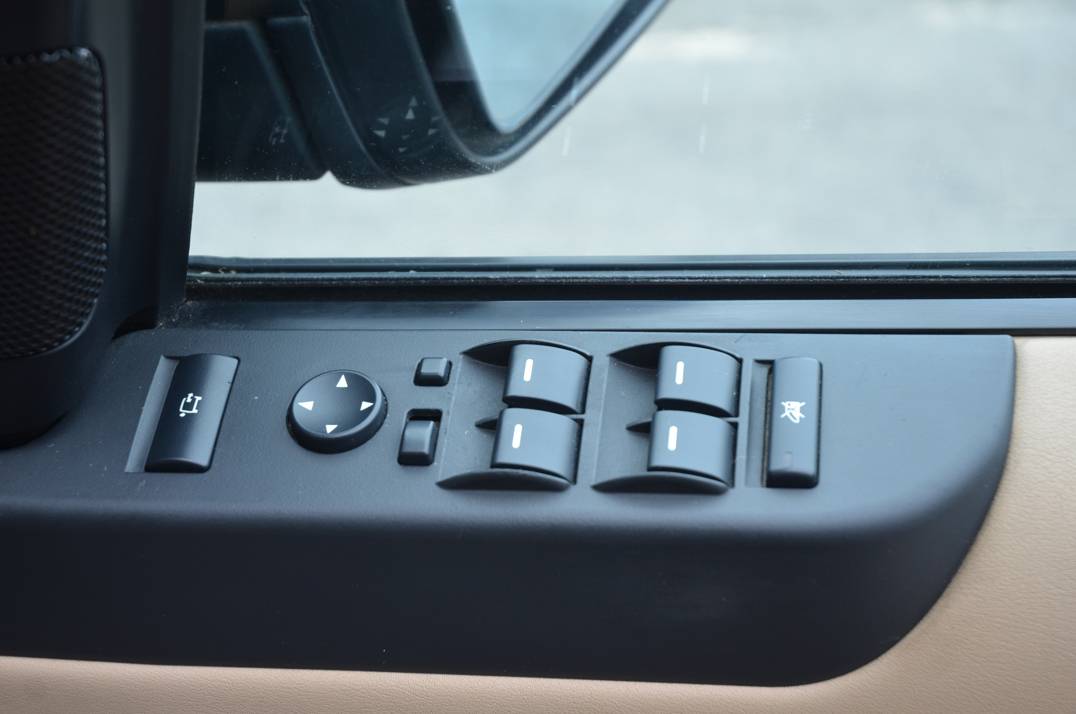 Land Rover Range Rover Vogue TDV8 gallery image 42