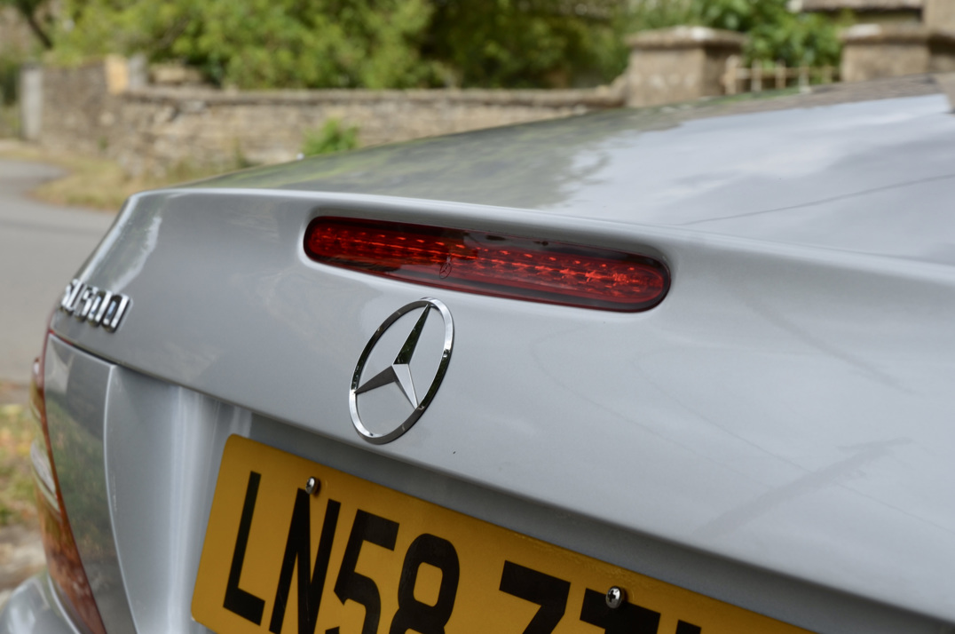 Mercedes SL 500 5.5 Auto gallery image 30