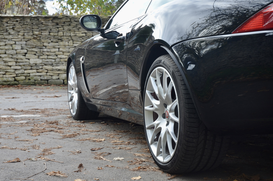 Jaguar XKR 4.2 Sports Coupe gallery image 19