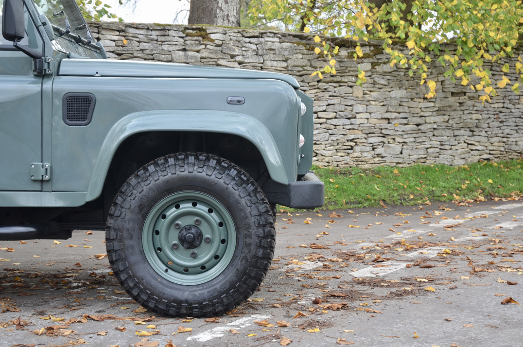 Land Rover Defender 90 - TD 5 gallery image 19