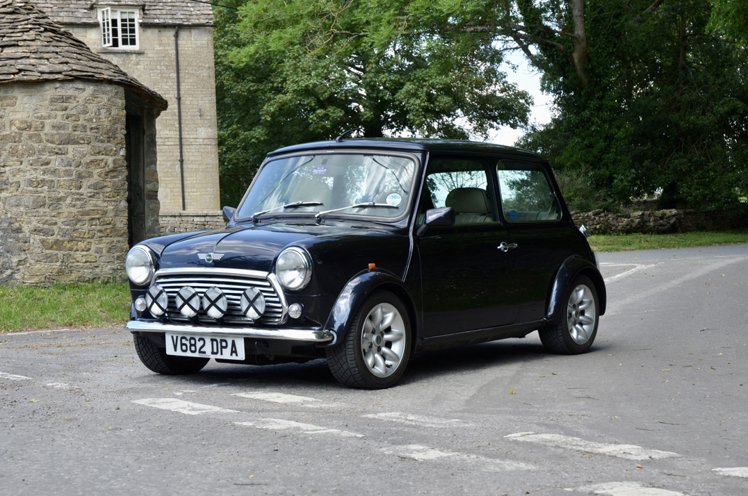 Austin Mini 1.3I gallery image 2