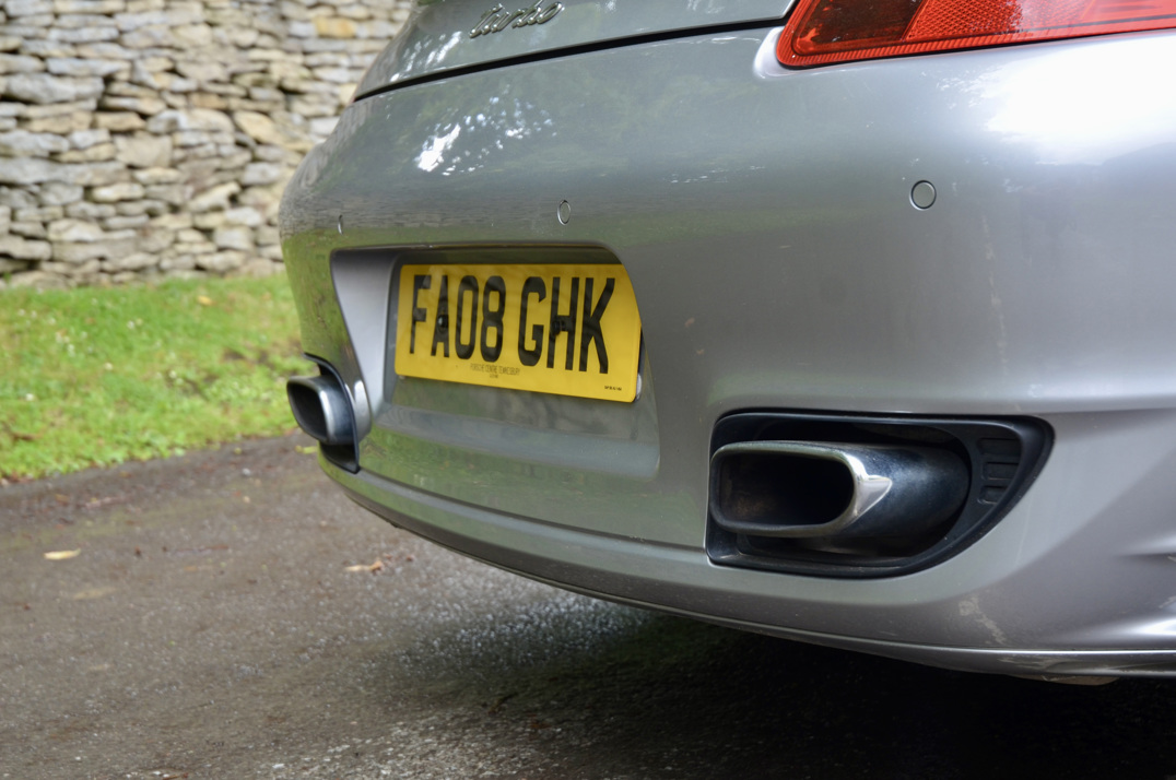 Porsche 911 Turbo Cabriolet Tip-Tronic gallery image 31