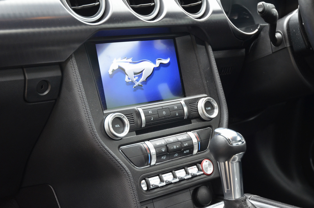 Ford Mustang 5.0 V8 Mach 1 Selshift. gallery image 30