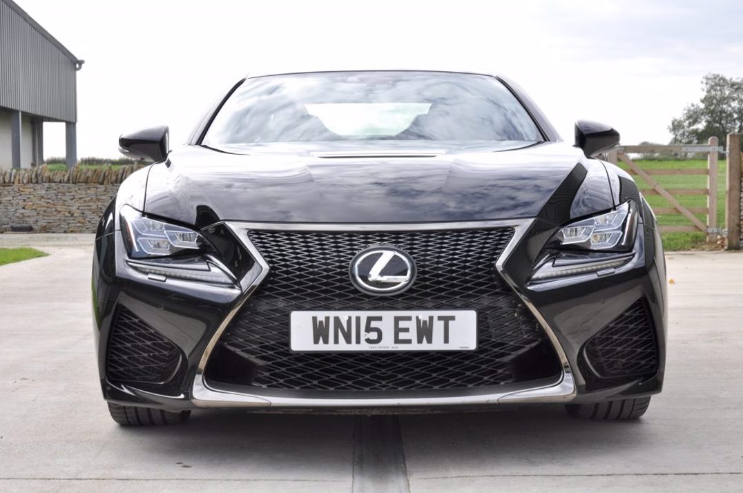 Lexus RCF V8 Coupe gallery image 4