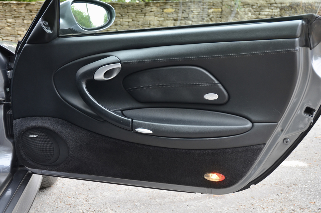 Porsche 911 (996) Turbo manual gallery image 41