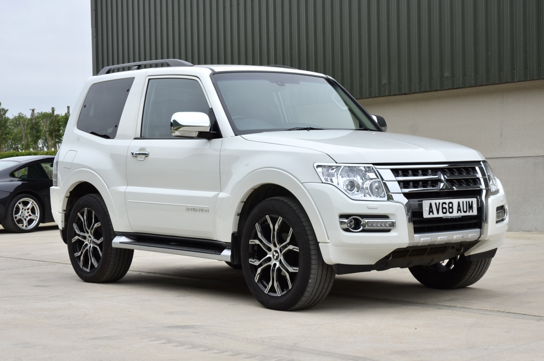 Mitsubishi Shogun 3.2 DI-D Barbarian Auto SWB gallery image 4