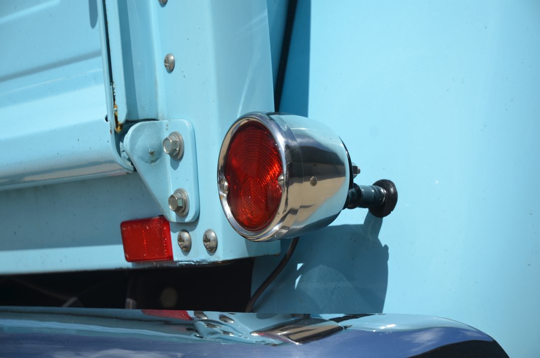 Chevrolet GMC 100 PICK UP - 1957 gallery image 25