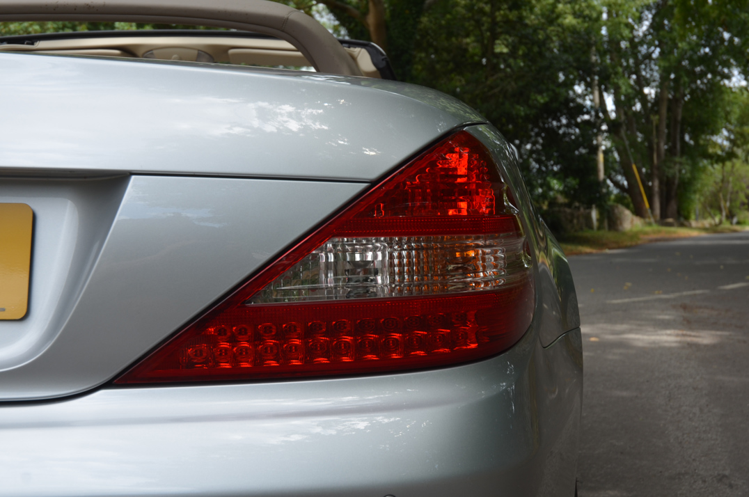 Mercedes SL 500 5.5 Auto gallery image 29