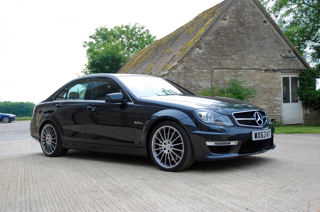 Mercedes C63 AMG gallery image 1