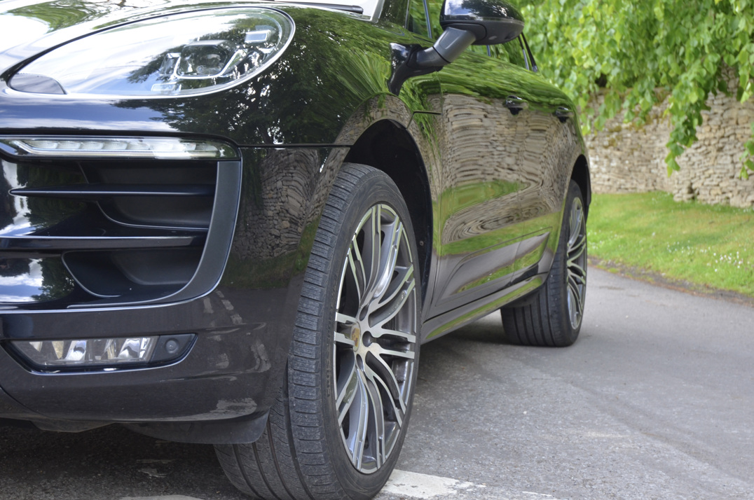 Porsche Macan 3.0 S PDK. 17K In optional extras FP+PSSH gallery image 12