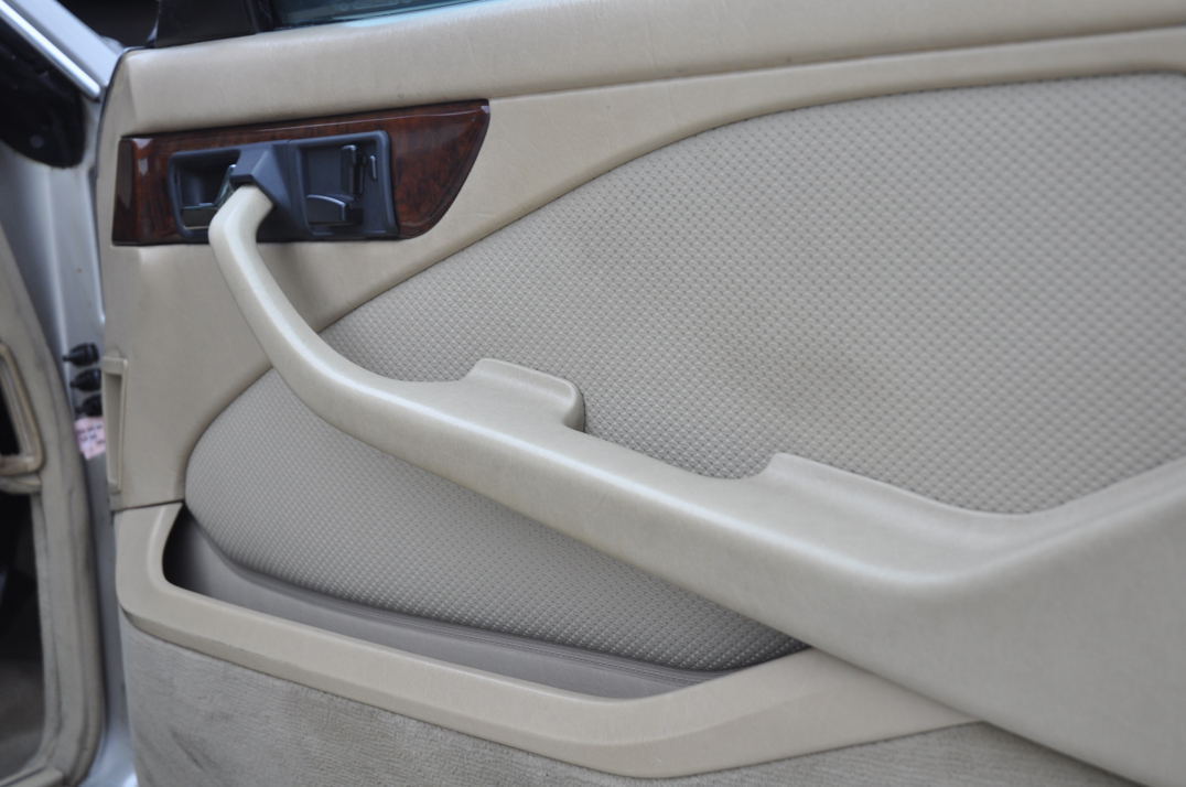 Mercedes 420 SEC Coupe Auto gallery image 30