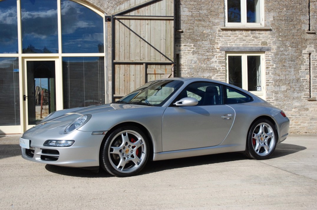 Porsche 911 Carrera S 3.8 manual gallery image 1