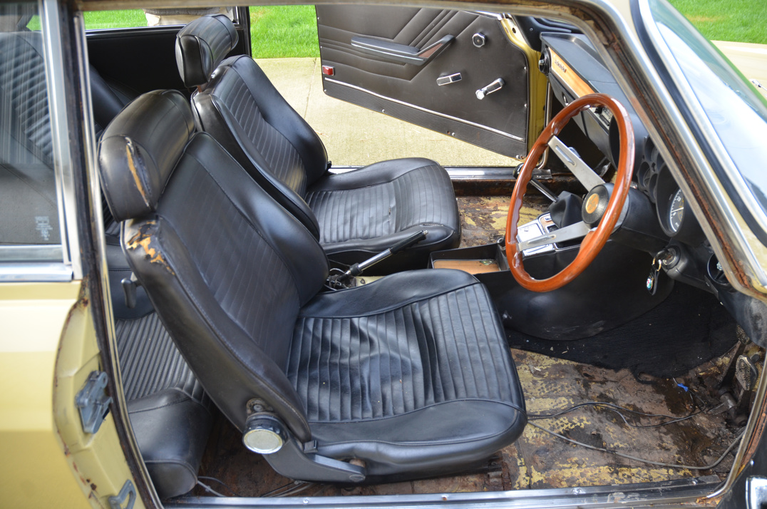 Alfa Romeo 2000 GTV (2) gallery image 16