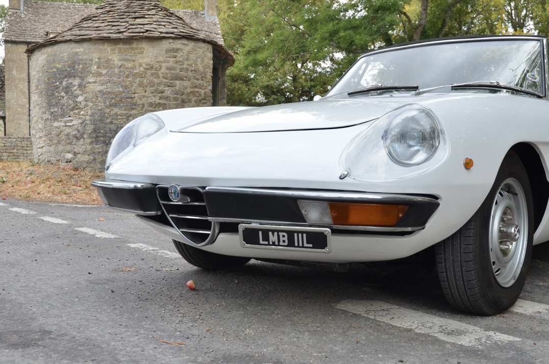 Alfa Romeo 2000 Veloce Spider 1972 gallery image 15