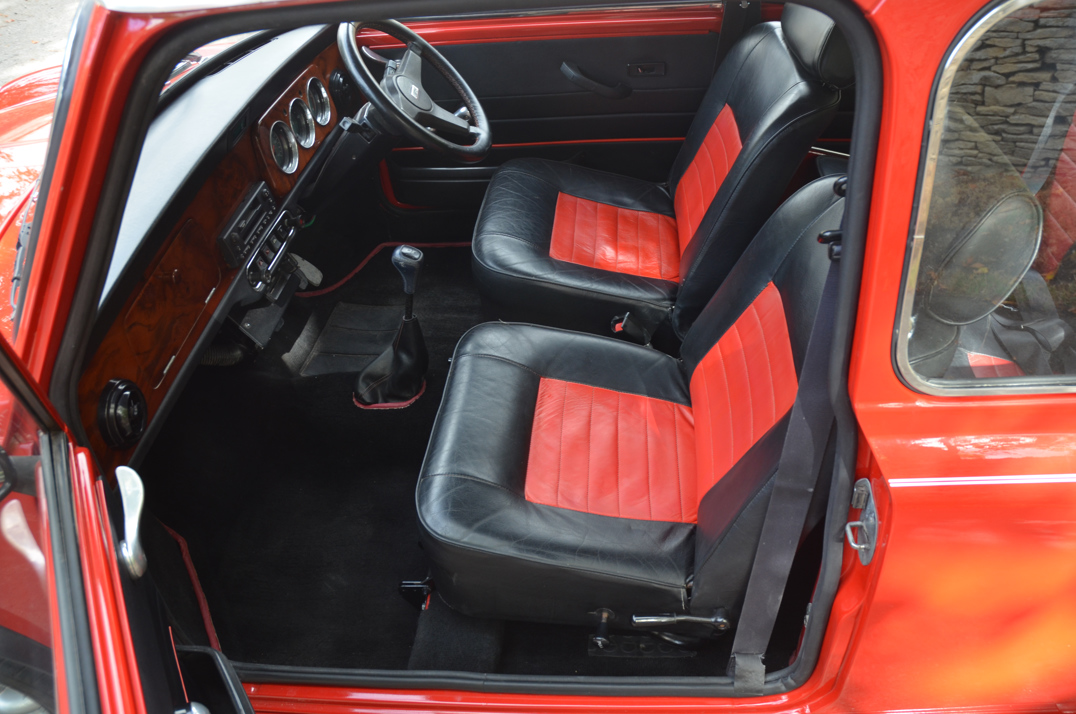 Mini Cooper 1275cc Fully restored gallery image 38