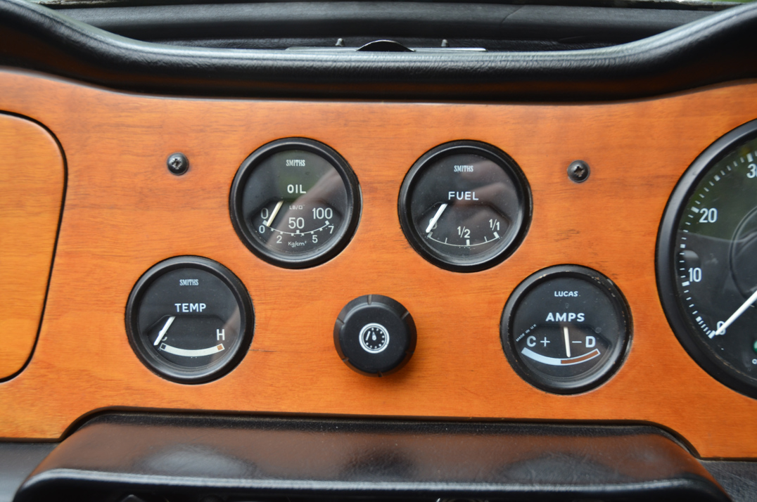 Triumph TR-6 PI CP150. gallery image 46