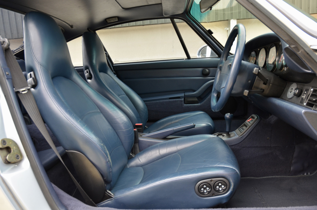 Porsche 911 993 Carrera Coupe Tip gallery image 31