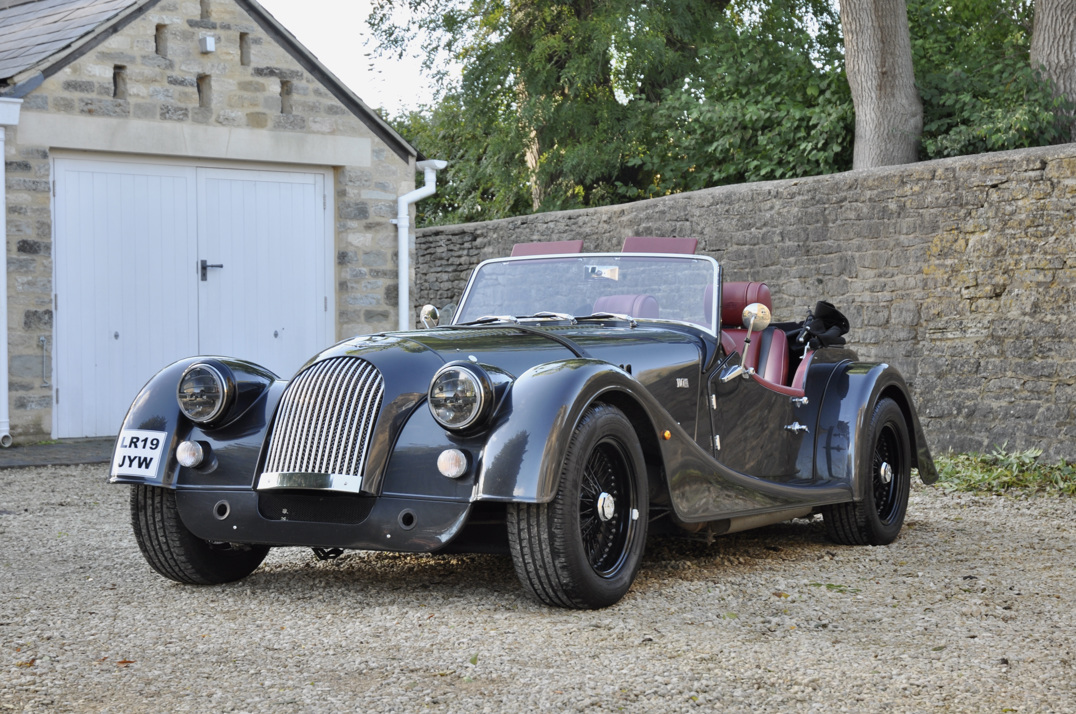 Morgan 3.7 Roadster 110 Anniversary model gallery image 9