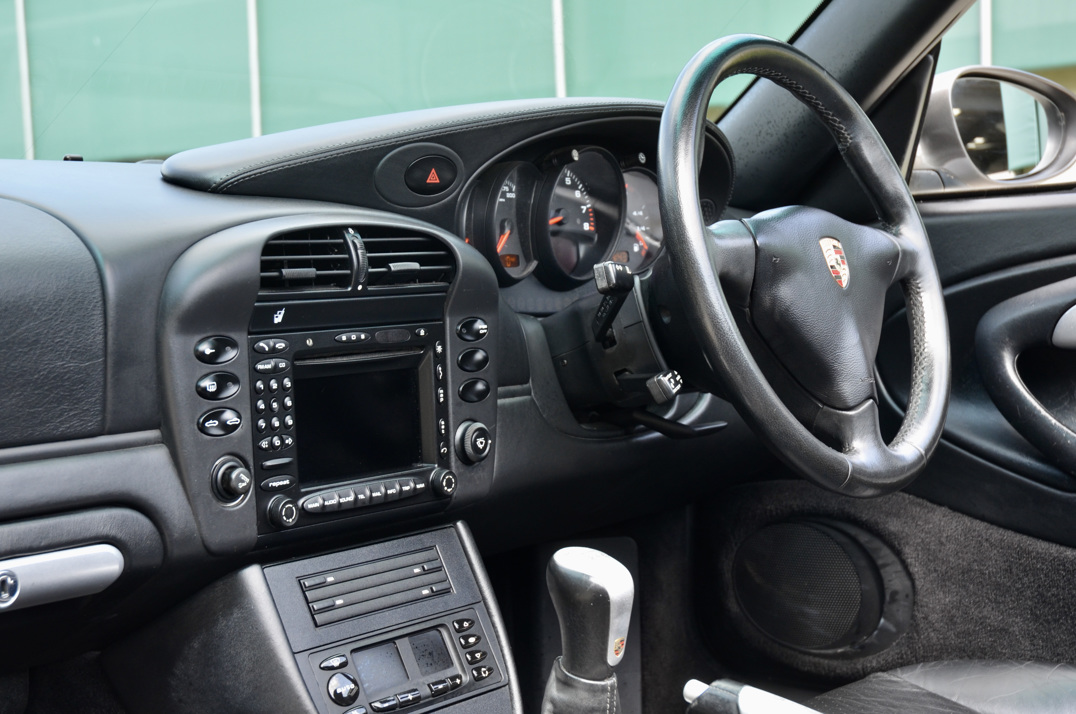 Porsche 911 996 Carrera 4 Cabriolet. gallery image 29