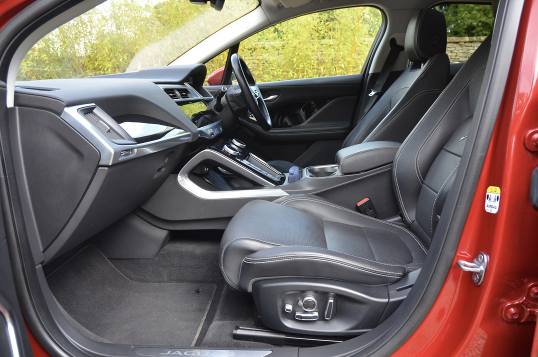 Jaguar - I Pace 400 - 90kWh HSE SUV 5dr Electric Auto 4WD (400 ps) gallery image 40