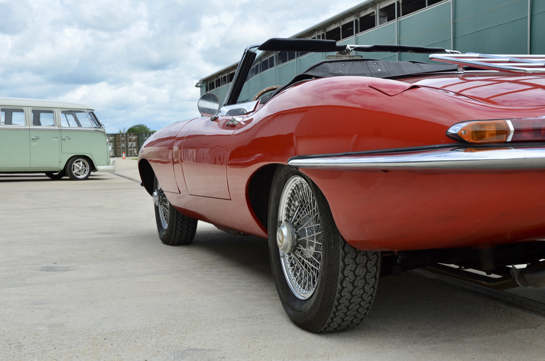 Jaguar E Type 4.2 Roadster Series 1.5 gallery image 13