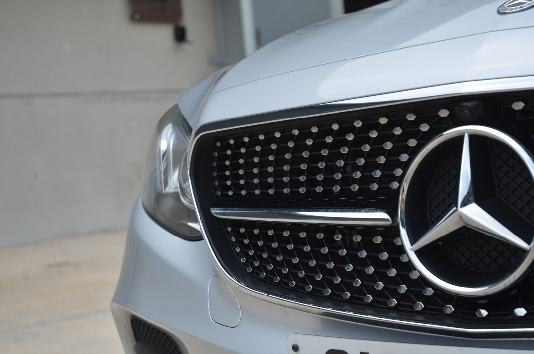 Mercedes Benz E400D AMG Line Premium plus D-4M Coupe. Px Welcome gallery image 19