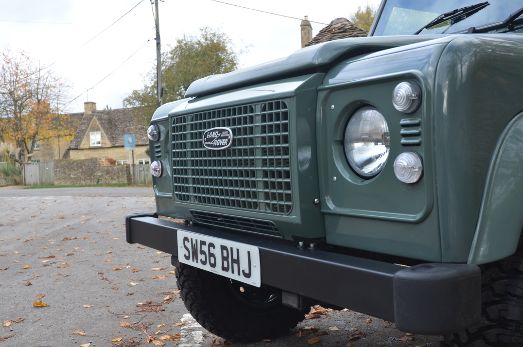 Land Rover Defender 90 - TD 5 gallery image 9