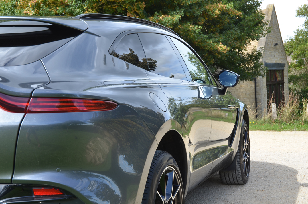 Aston Martin DBX 4.0 V8. gallery image 20