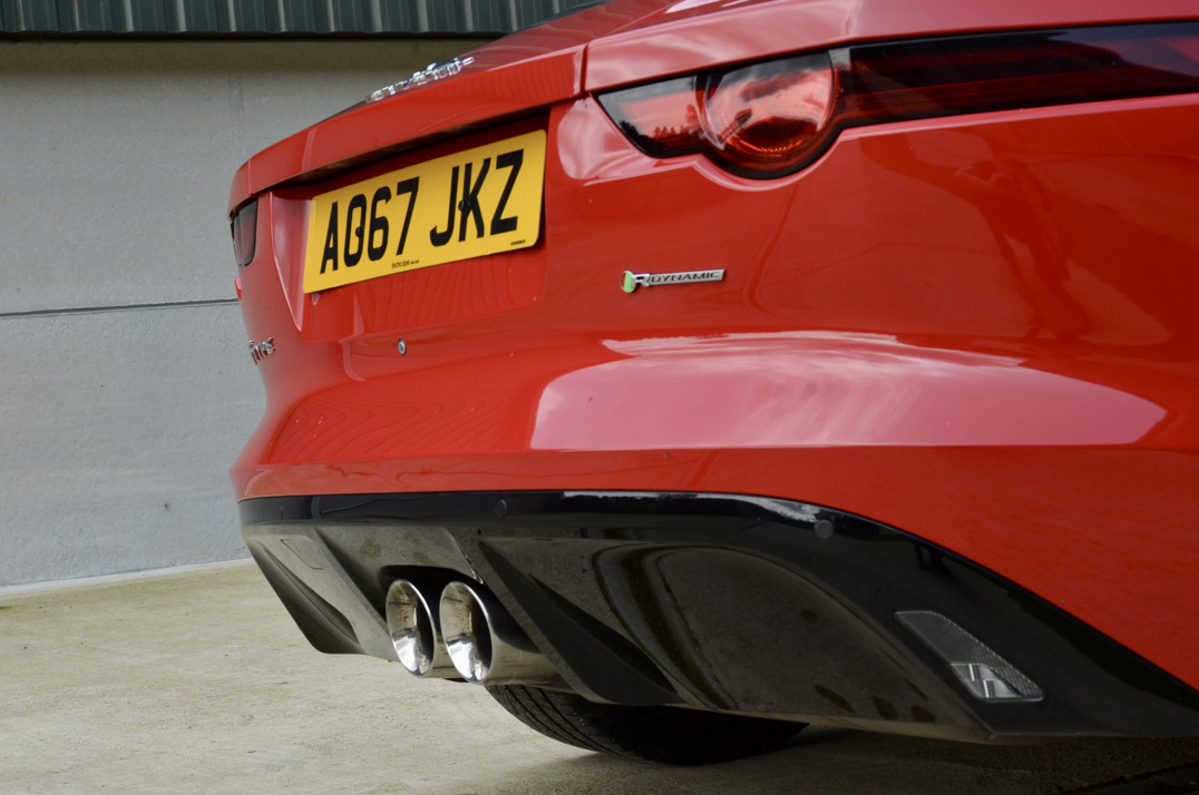 Jaguar F-Type V6 R Dynamic Auto gallery image 13