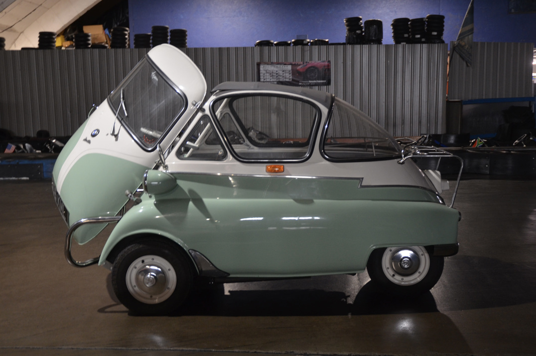 BMW Isetta 1957 Fully restored gallery image 5