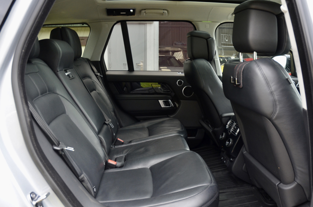 Land Rover Range Rover Autobiography   2.0 P400e gallery image 34