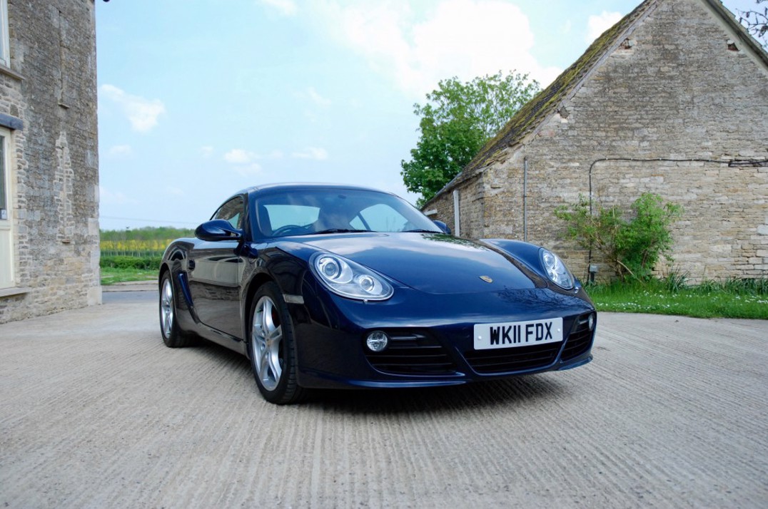 2011 Porsche Cayman 3.4s PDK Gen II gallery image 1