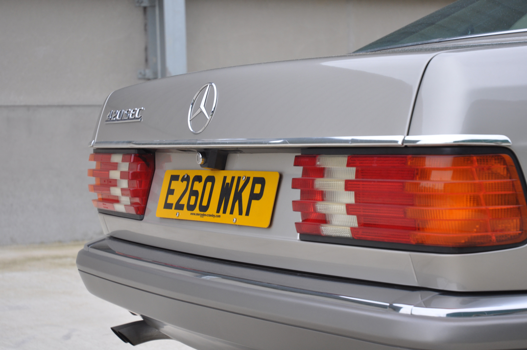 Mercedes 420 SEC Coupe Auto gallery image 12