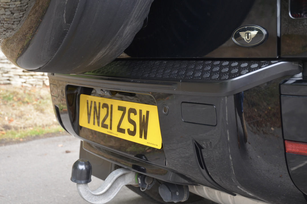 Land Rover Defender 90 3.0 250M MHEV Urban Edition gallery image 33