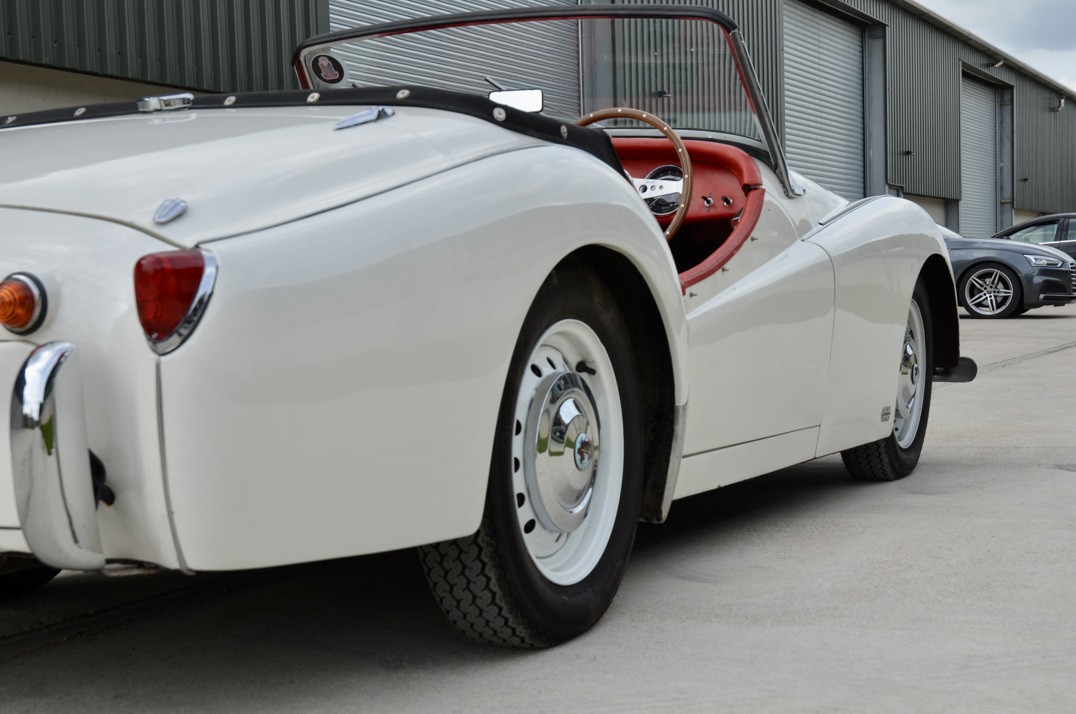 Triumph TR3. gallery image 16