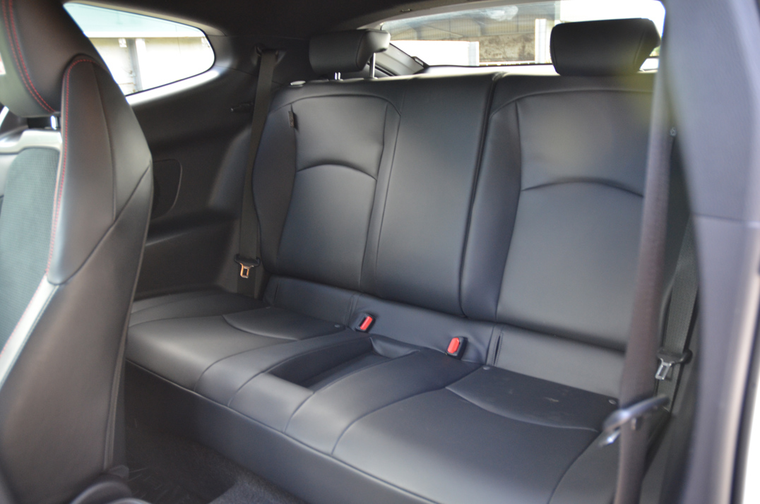 Toyota GR Yaris Circuit 4WD - Manual gallery image 35